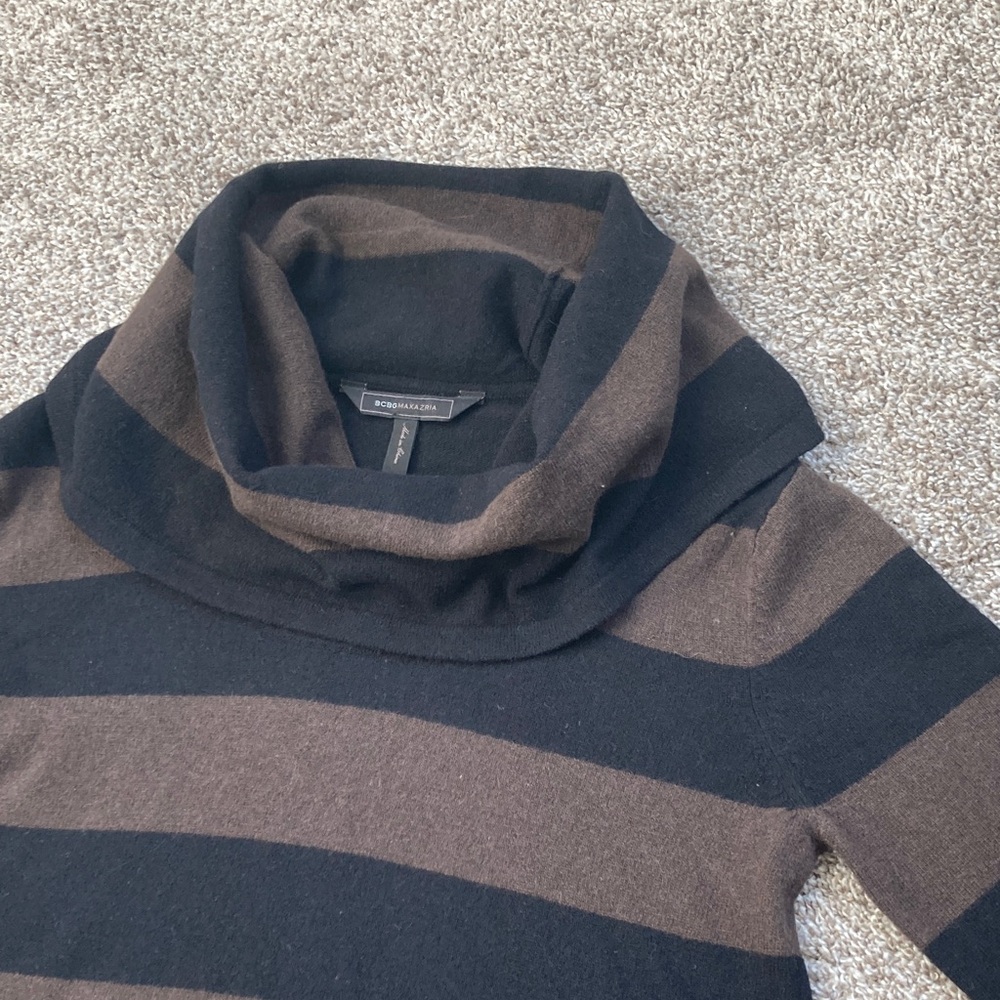 BCBGMaxAzria BCBG Samira Cropped Cowl Neck Striped sweater Brown Black Y2K sz S - Picture 4 of 12